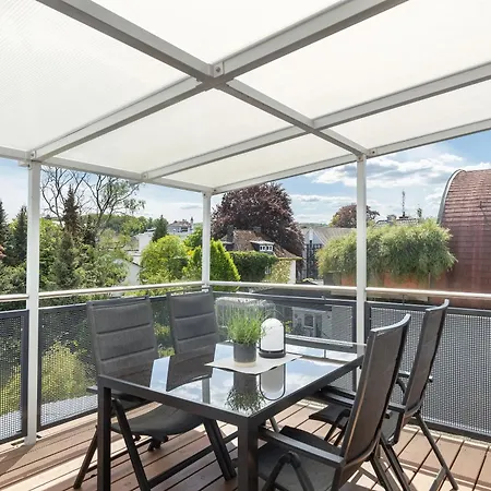 Jule アパート アルンスベルク