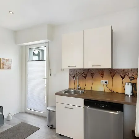 Jule アパート アルンスベルク